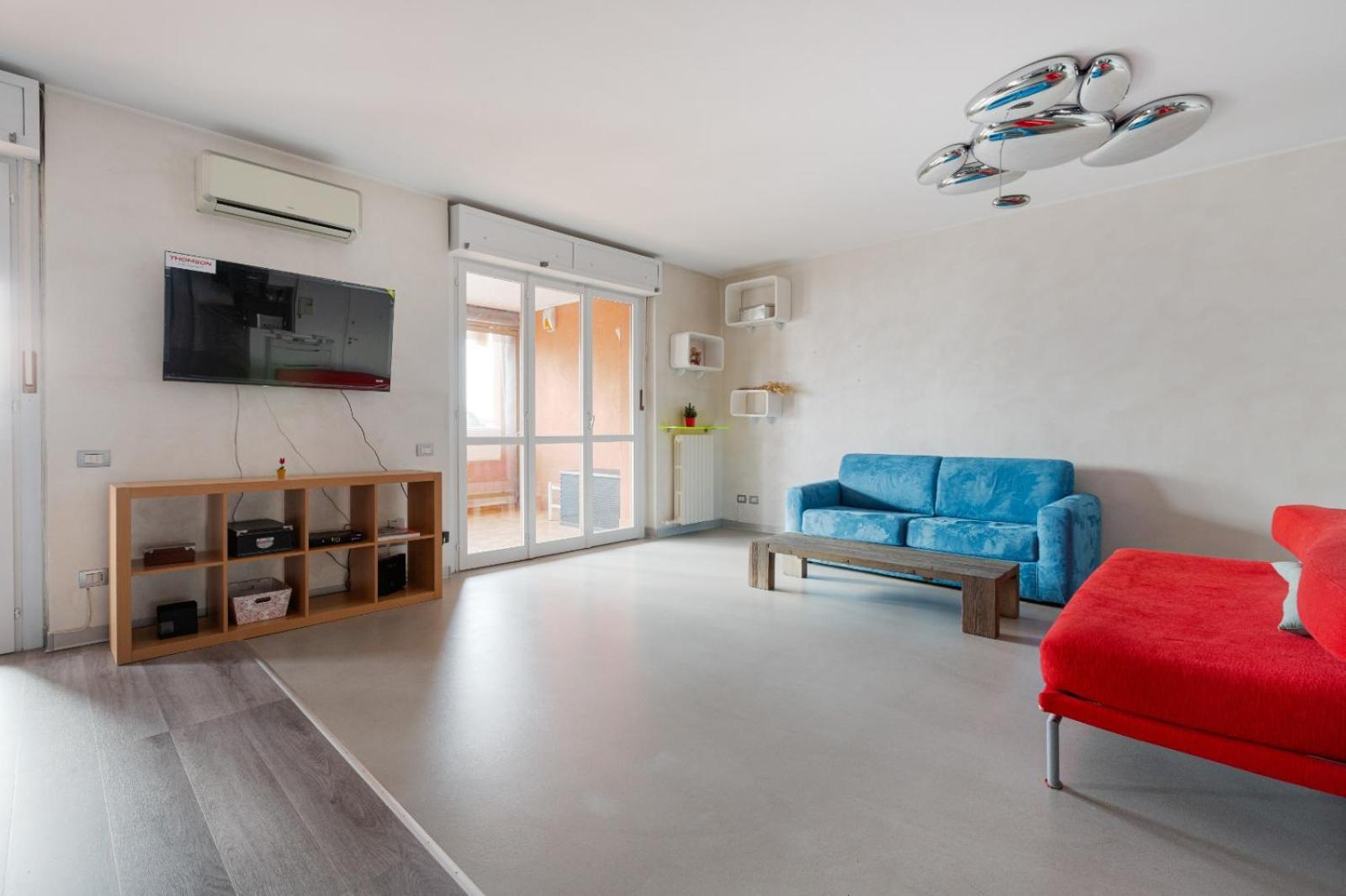 Bright With Balcony And Terrace Appartement