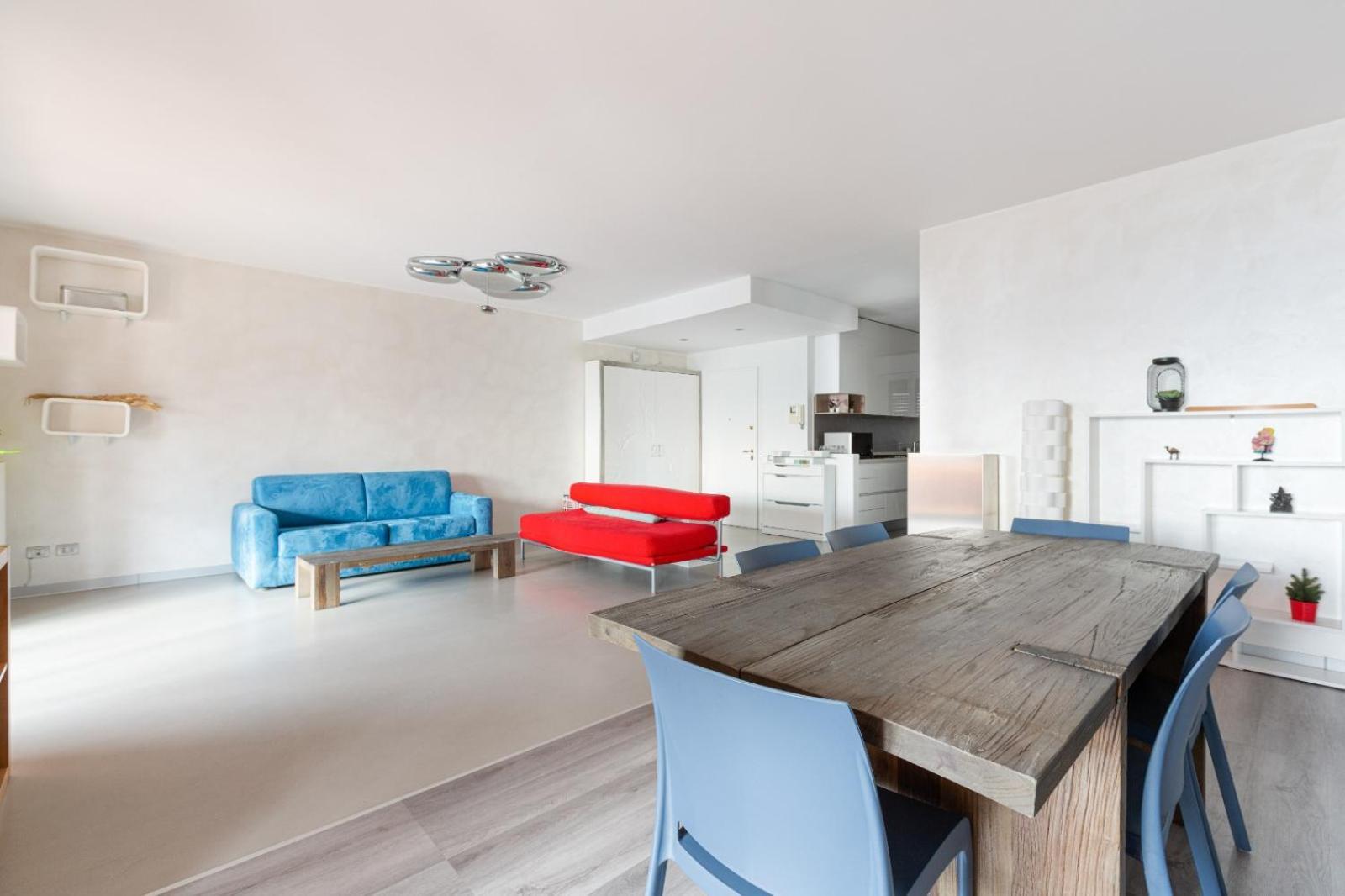 Bright With Balcony And Terrace Appartement